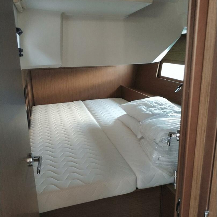 Buddy | Beneteau Oceanis 46.1 photo 13