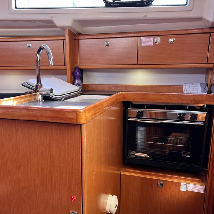 Pulenat | Bavaria Cruiser 33 photo 6