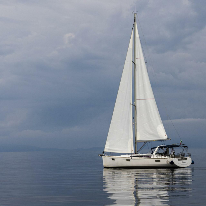 Anthea - Solar Panel | Oceanis 48 photo 6