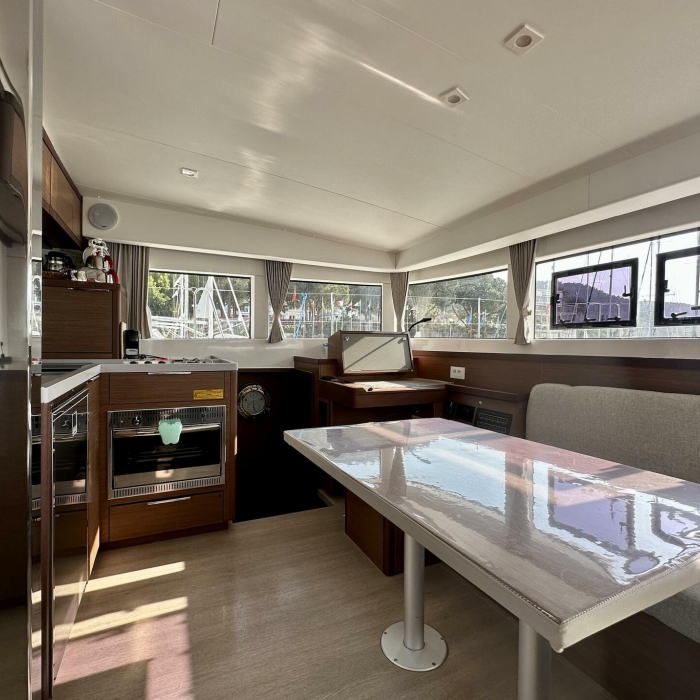 Sail Castor | Lagoon 40 photo 12