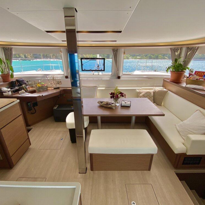 Maryna | Lagoon 46 photo 26