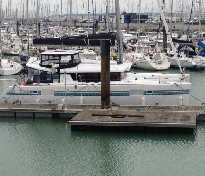 Toja | Lagoon 450 SporTop photo 6