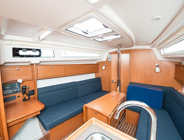 Lia | Bavaria Cruiser 34 photo 23
