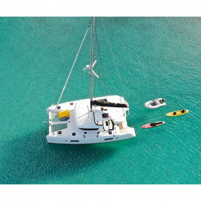 HeyBlue | Lagoon 42 photo 25