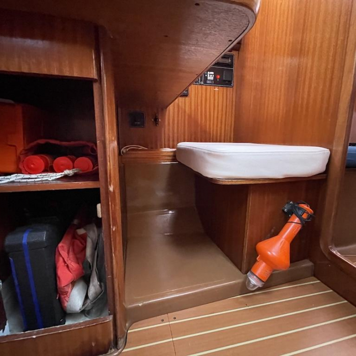 Classic | Bavaria 44 photo 18