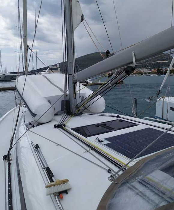 Uccelli | Sun Odyssey 440 photo 1