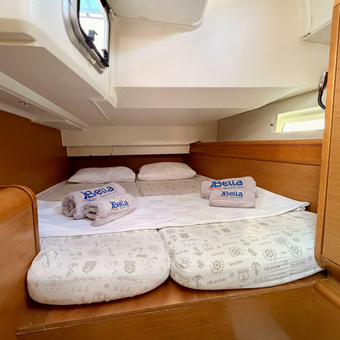 Classic | Sun Odyssey 439 photo 39