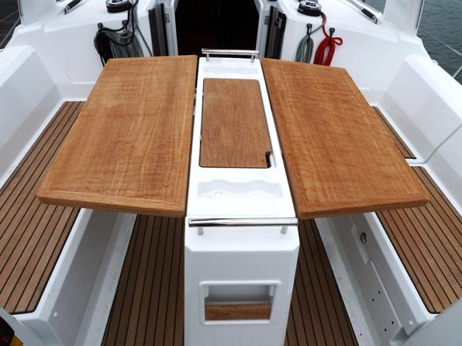 Rosa Bella | Oceanis 38.1 photo 5