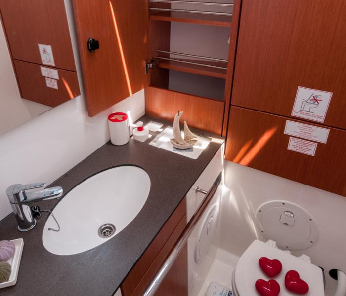 Ioli | Bavaria Cruiser 46 photo 5