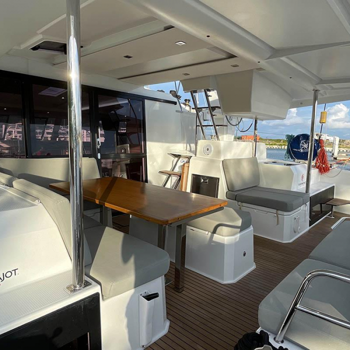 Carpe Diem  - BVI | Fountaine Pajot Astrea 42 photo 3