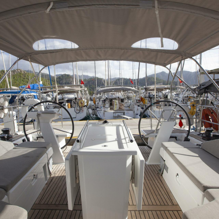 BreezY | Oceanis 46.1 photo 5