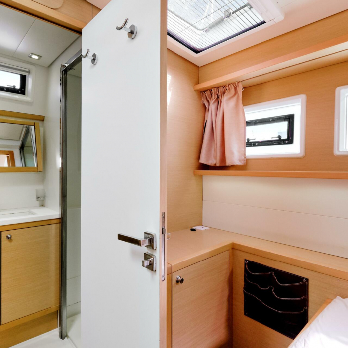 Neptuno | Lagoon 52F photo 26