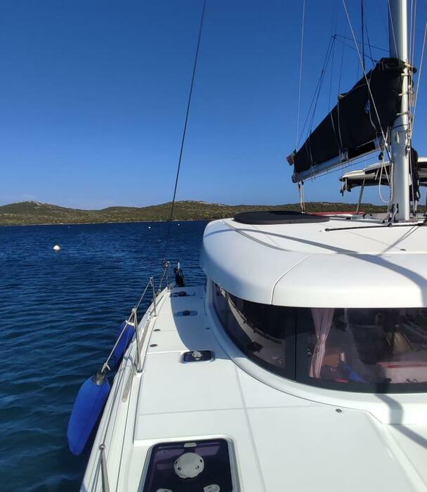 Loki | Lagoon 42 photo 12