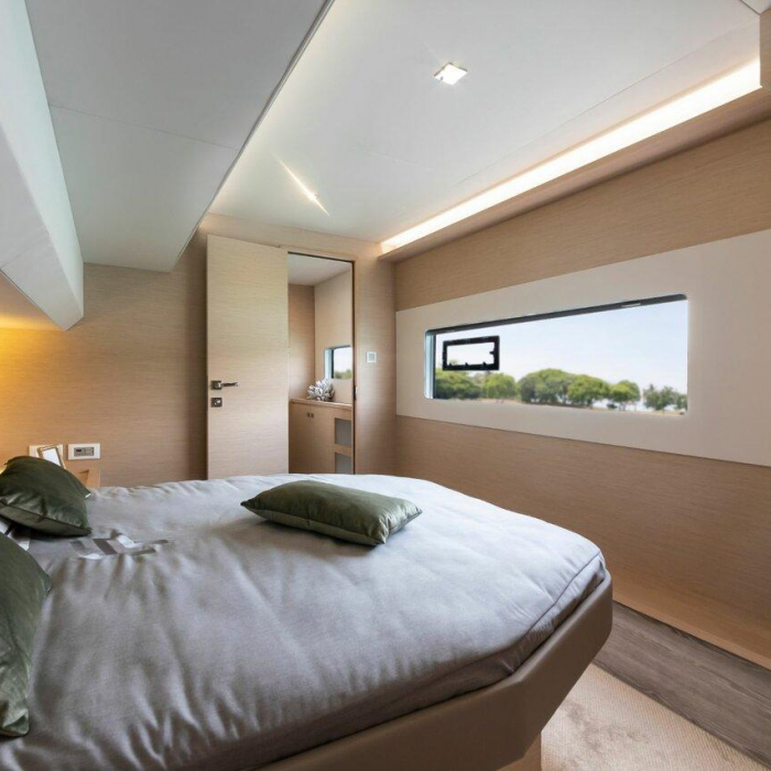 Mala | Fountaine Pajot MY5 photo 18