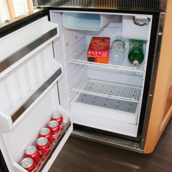 Mola Mola | Lagoon 42 photo 21