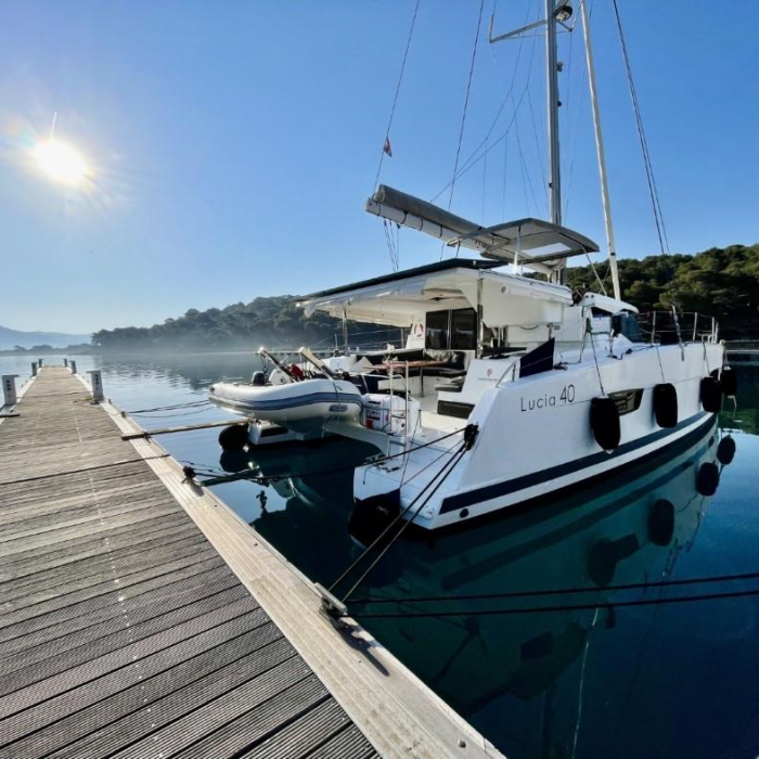 Nala | Fountaine Pajot LUCIA 40 photo 12