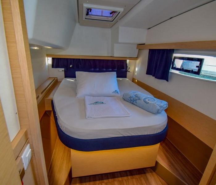 Amber | Lucia 40 photo 21