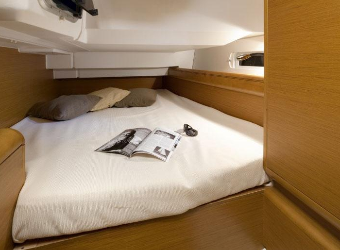  | Sunsail 41 photo 12