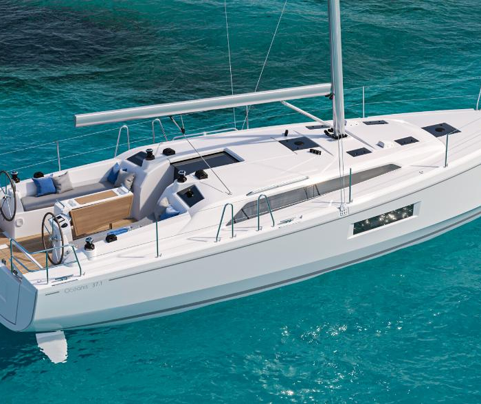 Uraz | Oceanis 37.1 photo 1