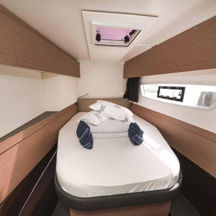 Ariel | Fountaine Pajot Astrea 42 photo 6