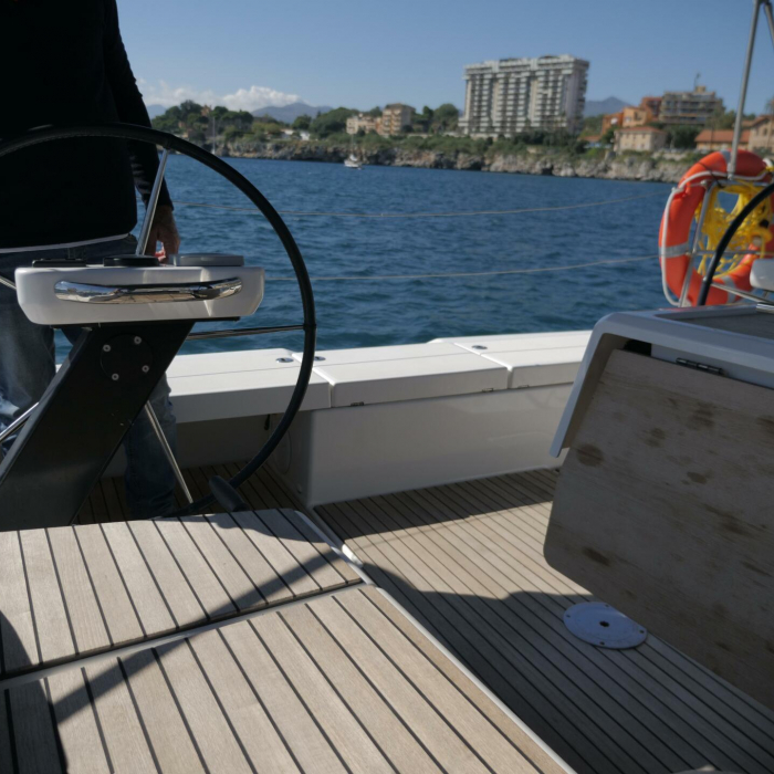 Bloody Mary | Dufour 430 photo 3