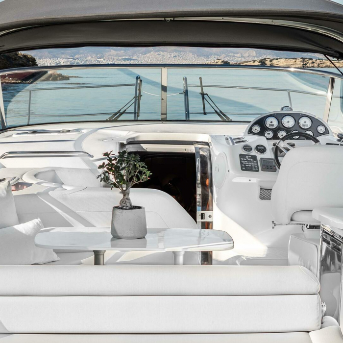 AEGEAN BLUE | Bavaria 40 photo 2