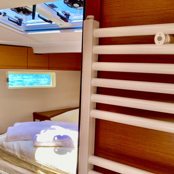 Katrina | Jeanneau 51 photo 11