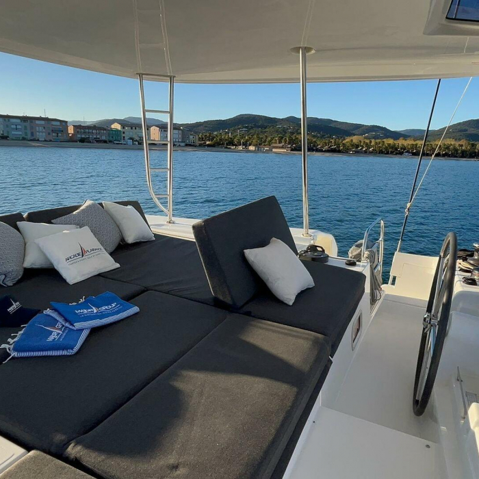 M & M | Lagoon 46 photo 6