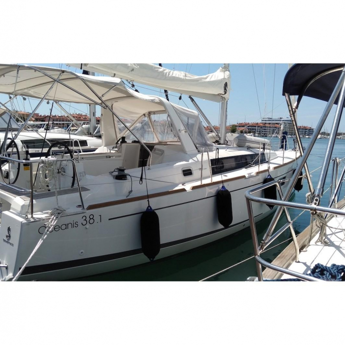 Follia | Oceanis 38.1 photo 1