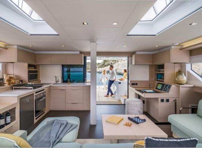 Hydrus | Lagoon 55 photo 60