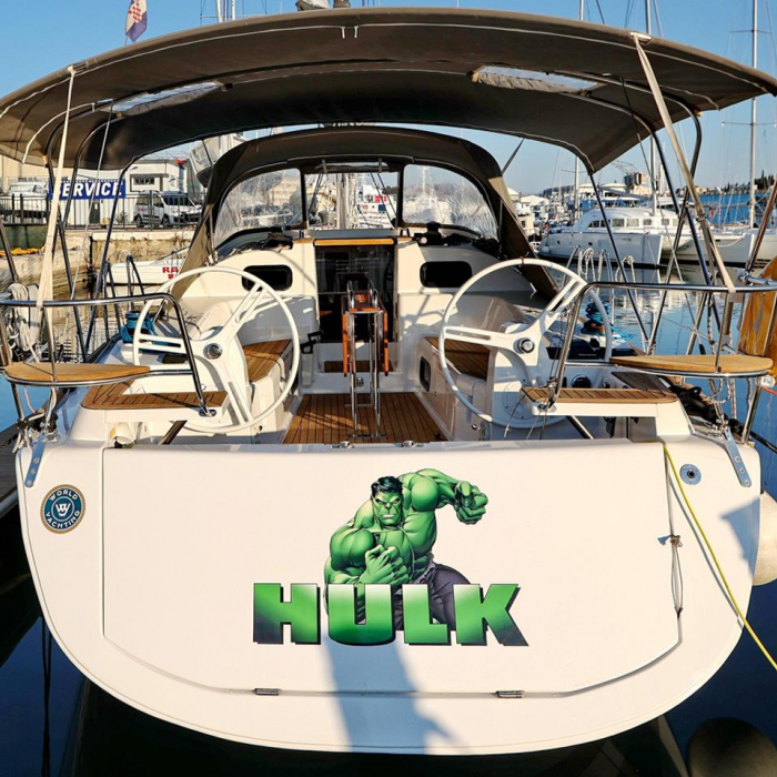 Hulk | Elan Impression 40 photo 22