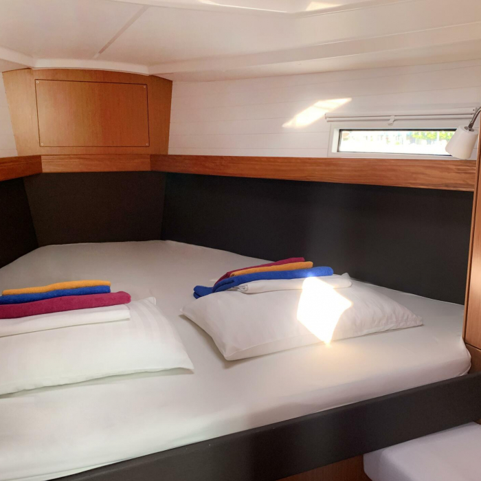 Roger Rabbit | Bavaria 37 photo 8