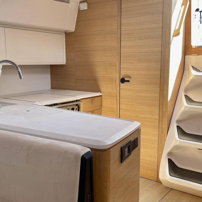 Loki | Elan E6 photo 19