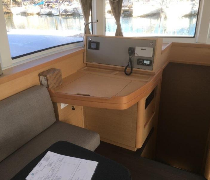 Martine | Lagoon 42 photo 14