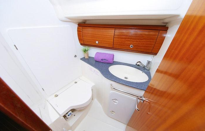 Scorpion | Bavaria 44 photo 3