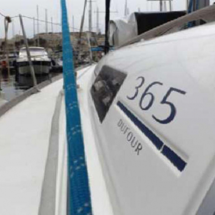 Skiros | Dufour 365 photo 4