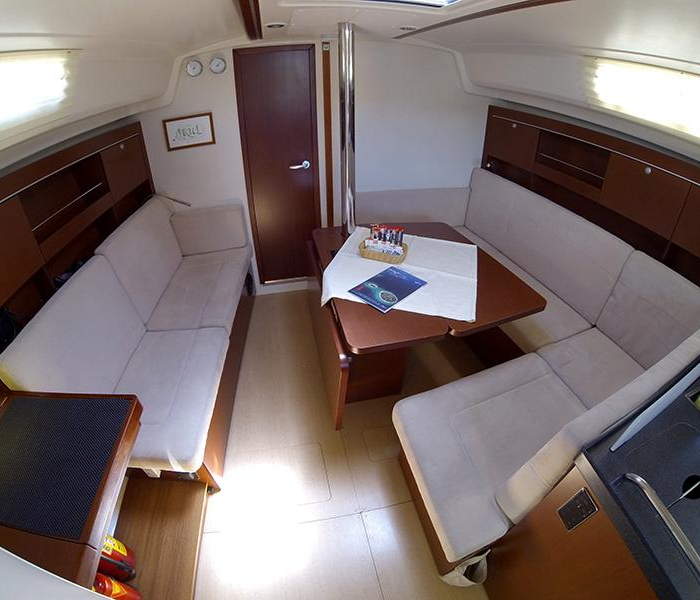 Ariel | Hanse 385 photo 5