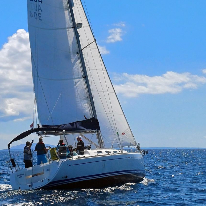 Jonathan Pink | Dufour 44 photo 1