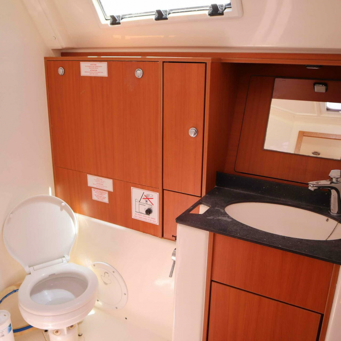 Economy | Bavaria Cruiser 40 photo 19