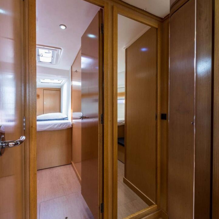 Altair | Bavaria Cruiser 50 photo 29