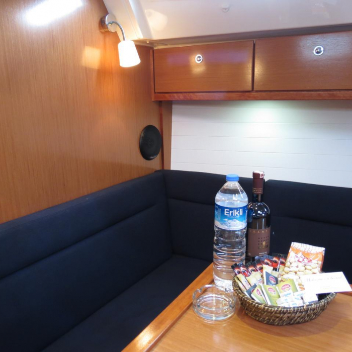 Almina | Bavaria Cruiser 40 photo 6