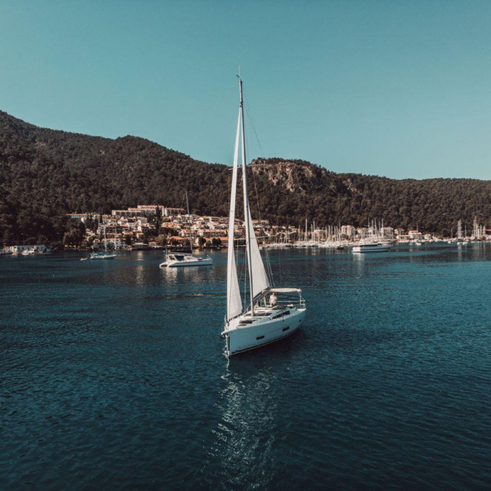 Paris | Dufour 390 photo 34