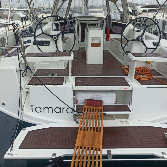 Tamara | Oceanis 38.1.2 photo 14