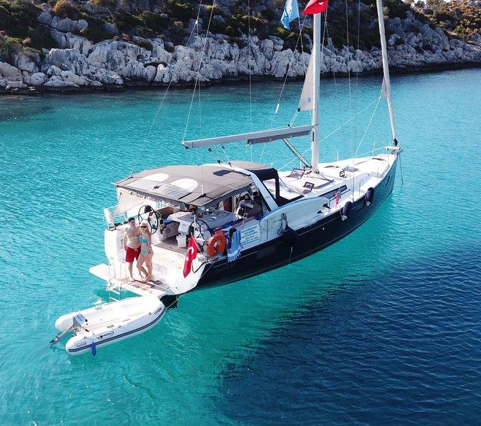 Tundra | Oceanis 48 photo 3