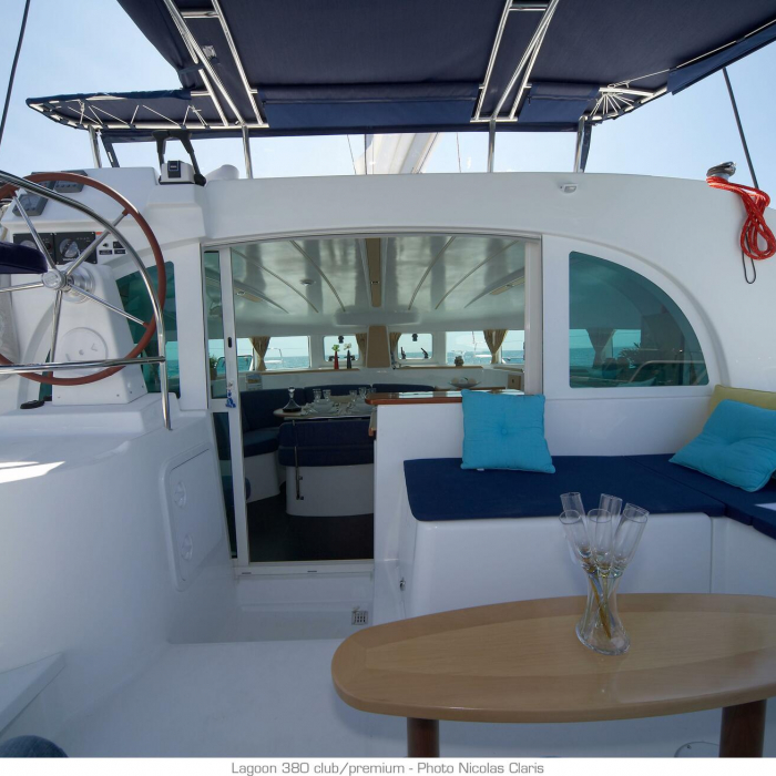 Naos | Lagoon 380 photo 6