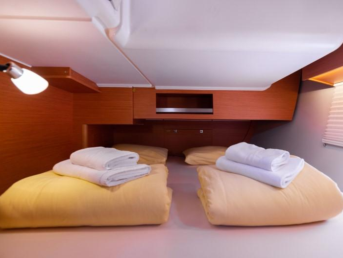 Barone | Dufour 390 GL photo 44