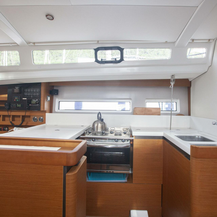 Celtic Breeze | Sun Odyssey 440 photo 13