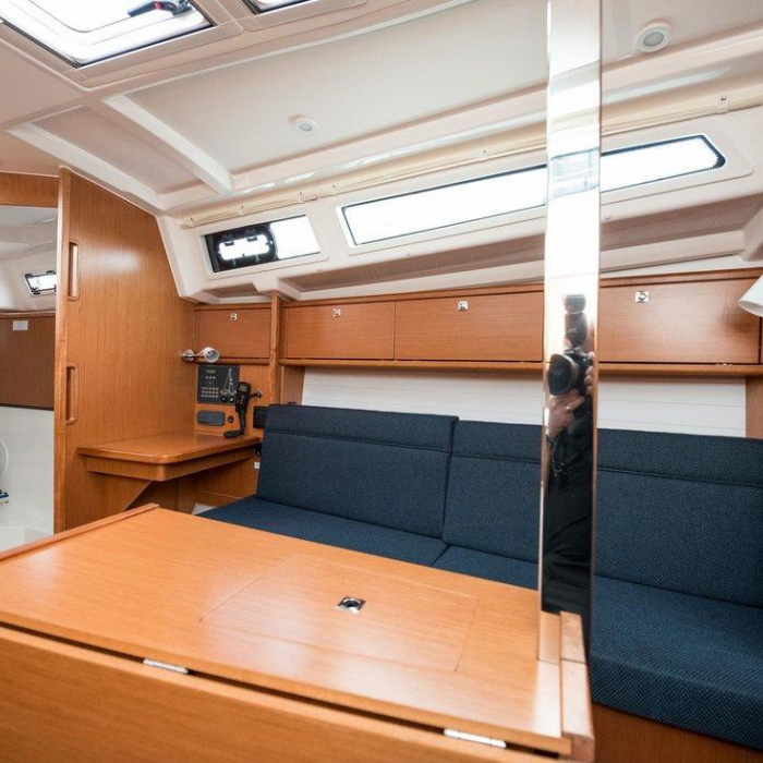 Lia | Bavaria Cruiser 34 photo 10