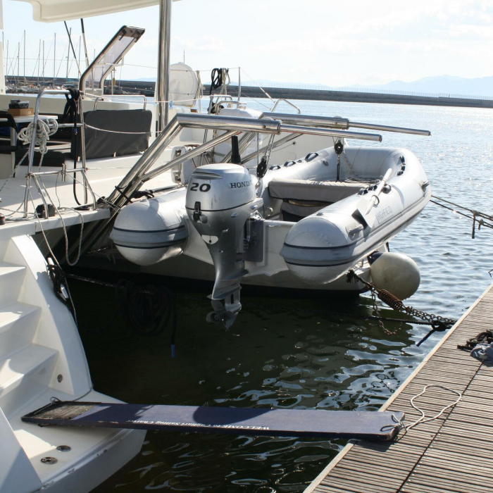 Cala Luna | Lagoon 52F photo 5