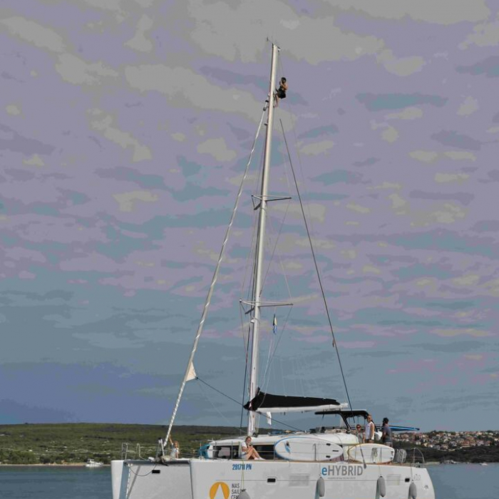 Independent I | Lagoon 400 S2 photo 24